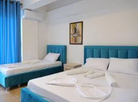 Mema Rooms