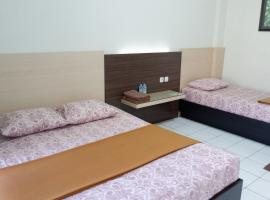 Hotel Taman Indah, hotel u gradu Madiun