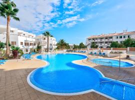 APARTAMENTOS LAGUNA AZUL, hotel v destinaci Callao Salvaje