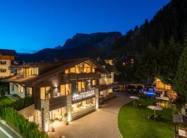 Chalet Elisabeth dolomites alpin & charme, hotel near Dantercepies, Selva di Val Gardena