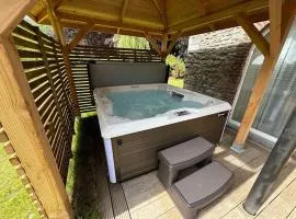 Jacuzzi - Sauna - BBq - Jardin - Garden Lodge - Myosotis