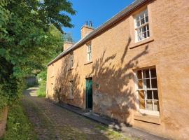 Paye House - Cromarty, pet-friendly hotel in Cromarty