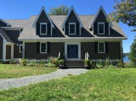 Clamshell By The Sea, vacation home in Gouldsboro