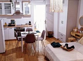 Ammos studio Loutraki, pet-friendly hotel in Loutraki