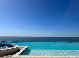 Calafia, Oceanview Condo Resort in Rosarito., khách sạn có hồ bơi ở Rosarito