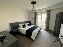 The Valley Room 8 condo with parking on premises, hotel in San Ġiljan