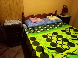 Departamento LA LILI, hotel v mestu Uspallata