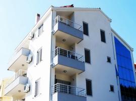 Apartments Ivanović, kh&aacute;ch sạn ở Budva