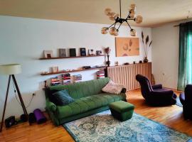 Hedonists Paradise, hotel v destinaci Omoljica