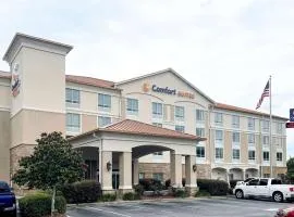 Comfort Suites