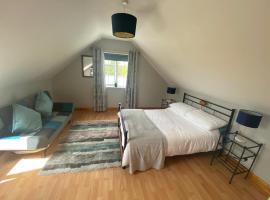 Loch Nuala, apartment in Galway
