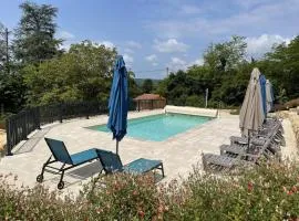 Gîte familial avec piscine commune, WiFi et animaux acceptés au cœur du Périgord - FR-1-616-288