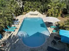Villa Bougainvillea piscine et proche lagon