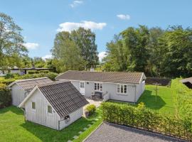 Beautiful Home In Otterup With 2 Bedrooms And Wifi, hotel v destinácii Tørresø
