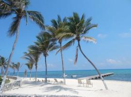 Beach Living at Villas Pappagallo (BLPD), hotel in West Bay