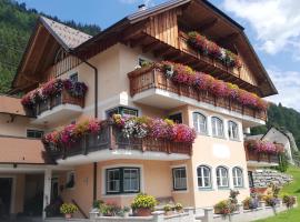 Apartment Talblick, hotel with parking in Sankt Michael im Lungau