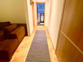 My place, hotel v destinaci Pristina