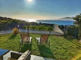 Les Rivages de Stagnola Appartement T3 vue mer et montagne plage 200m climatisé
