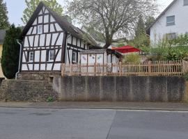 Fachwerkhaus Hänsel und Gretel, hotel en Hundsdorf