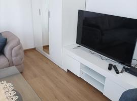 Winnica u Mirki, hotel in Gurkovo