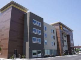 La Quinta Inn & Suites by Wyndham Manchester - Arnold AFB, hotel cerca de Great Stage Park, Manchester