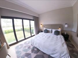 1 Bedroom Suite @ The address Golf Marassi Resort، فندق في سيدي عبد الرحمن، العلمين