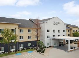 Fairfield Inn & Suites Denton, hotel near Apogee Stadium, Denton