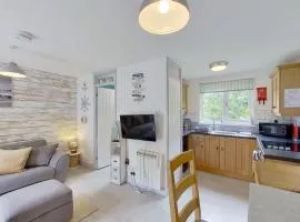 36 Strawberry Hill, Tolroy Manor