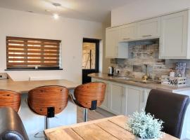 Luxury Holiday Cottage. Beverley. Parking, hotel with parking in Beverley