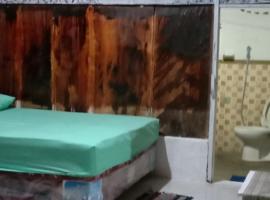 Kangen Beach Resort, Hotel in Maumere