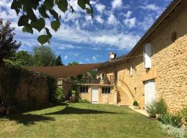 La Forge Maison de caractère près de Sarlat et grands sites, hotel en Veyrignac