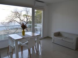 Calmo Dooneo Appart La Plata - Departamentos con COCHERA, apartamentų viešbutis mieste La Plata