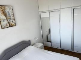 Pleasure Dome, apartman u gradu 'Krstac'