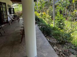 Diyagal Villa, holiday rental in Kolongalla