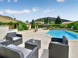 Nice Home In Malataverne With Private Swimming Pool, Can Be Inside Or Outside, hôtel à Malataverne