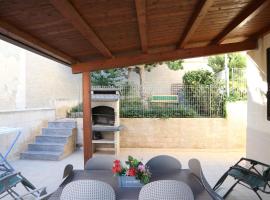 Casa Bonsai, hotel a Cava dʼAliga