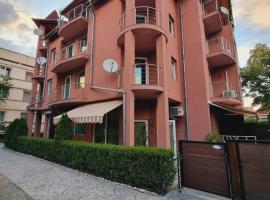 Бутикови апартаменти Емона، فندق في رافدا