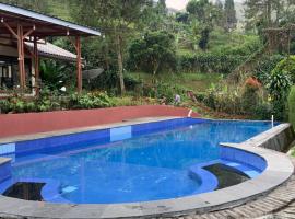 Villa Kay Hills, hotel with parking in Sampal 2