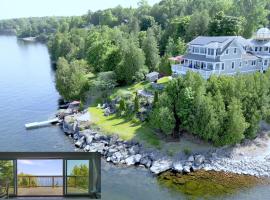 플래츠버그에 위치한 아파트 Loza house coastal design unit with lake & mountain views