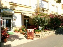 Hotel Baross, hotell sihtkohas Győr