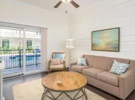 Queen Suite @ 400 Ocean Suites