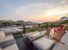 Peggy's Cove - Modern Home with Lighthouse View: Peggy's Cove şehrinde bir ucuz otel