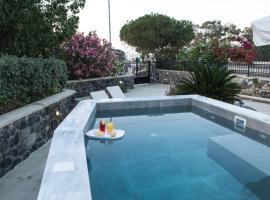 Karpimo Vineyard Villa with Heated Pool, hotel a Éxo Goniá