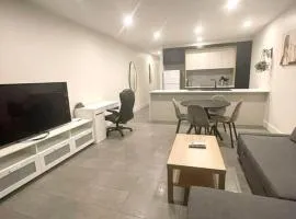 Boujee in Braddon - 1bd 1bth Apt