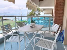 Bungalow White Apartments, serviced apartment in Polykhrono