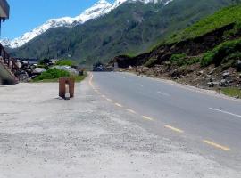 The Travel connection, hotel in Naran