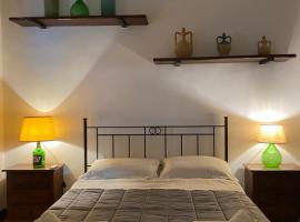 Palazzo Giordano Luxury Rooms, hotel en Squinzano