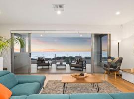 Ocean At Seaford- Beachfront Luxury-Free Wifi, hotel in Seaford