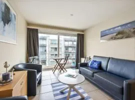 Studio in St-Idesbald with Sea View Balcony