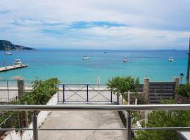 Joana‘s Rooms, country house in Himare